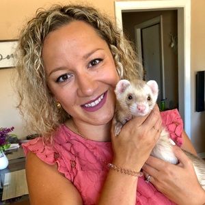 Meet your Posher, Courtney